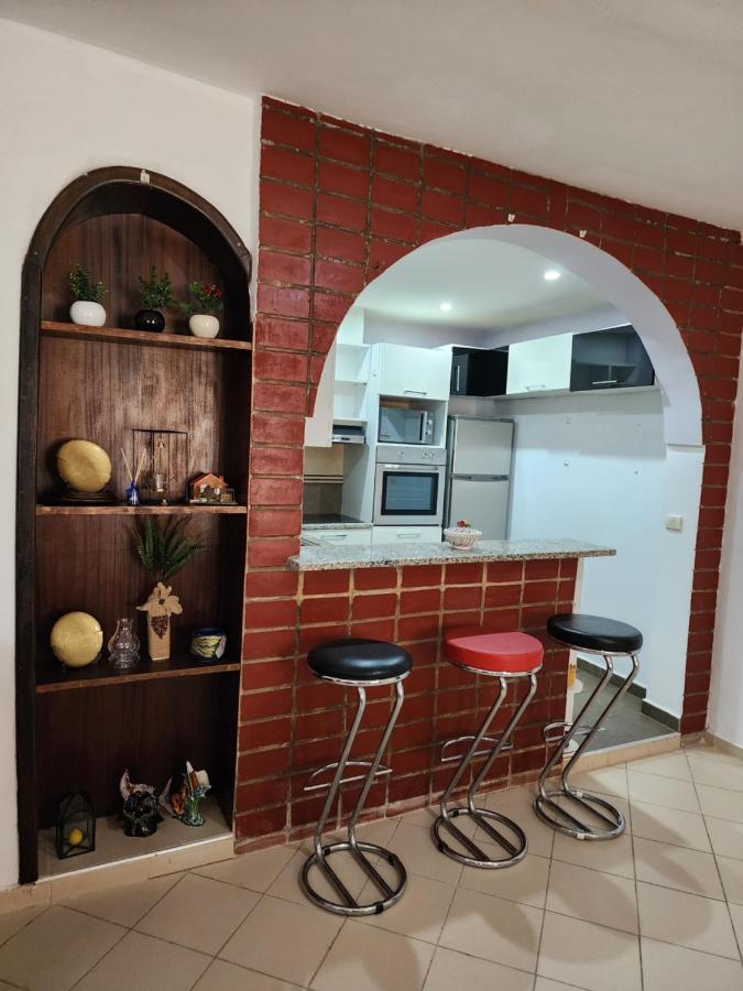 Duplex Bien Equipe Securise Avec Jardin Et Veranda La Marsa Luaran gambar